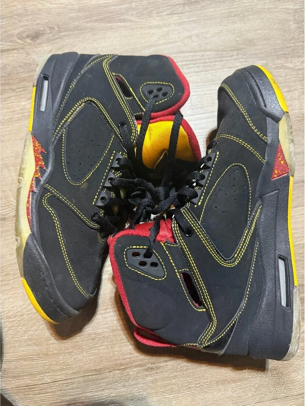 Jordan 6.5 Y PRE OWNED 2009 PAIR 365163 071 NBA RETRO 6 VINTAGE Y2K